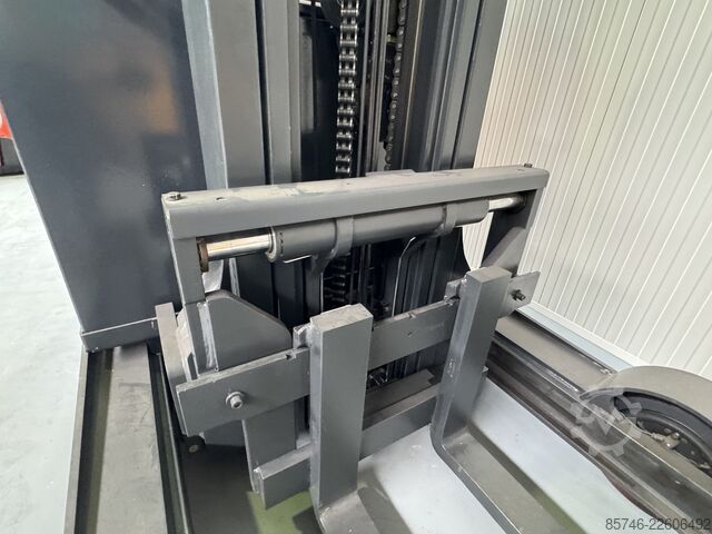 R 25 * Full cabin!! Triplex FFL!! DEMO!!! LINDE R 25 -  * FULL cabin !! Triplex FFL !! DEMO !!!