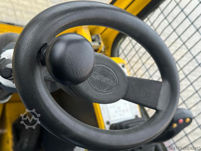 Cărucior cu stivuitor cu 4 căi Combilift C5000SL / LPG /2013 year / New price !!!