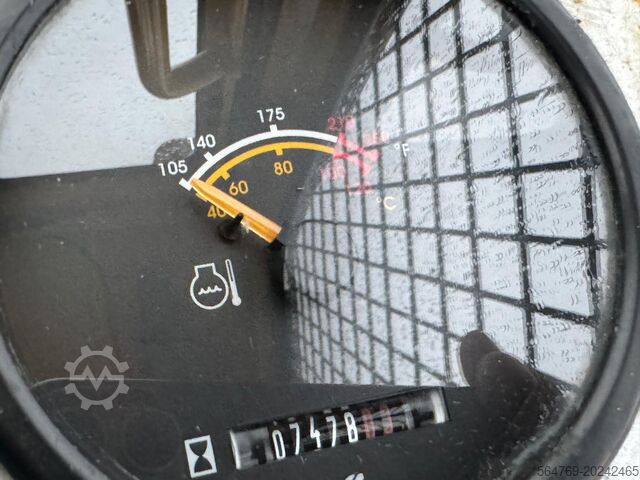 Cărucior cu stivuitor cu 4 căi Combilift C5000SL / LPG /2013 year / New price !!!