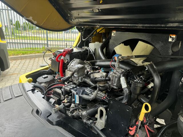 4-wheel forklift Hyster H 5.0FT/Positioner+sideshift/ 3662 hours