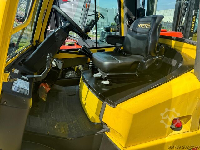 4-wheel forklift Hyster H 5.5 XM // Full cabin // Only 6089 hour