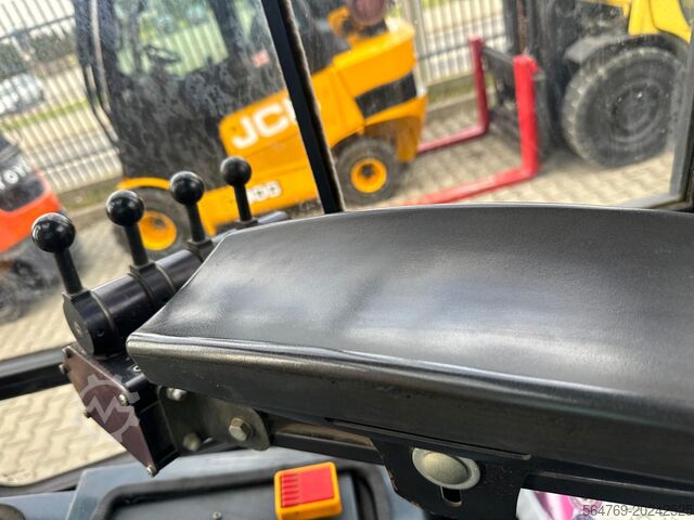 4-wheel forklift Jungheinrich DFG45/Positioner+sideshift/Air condition