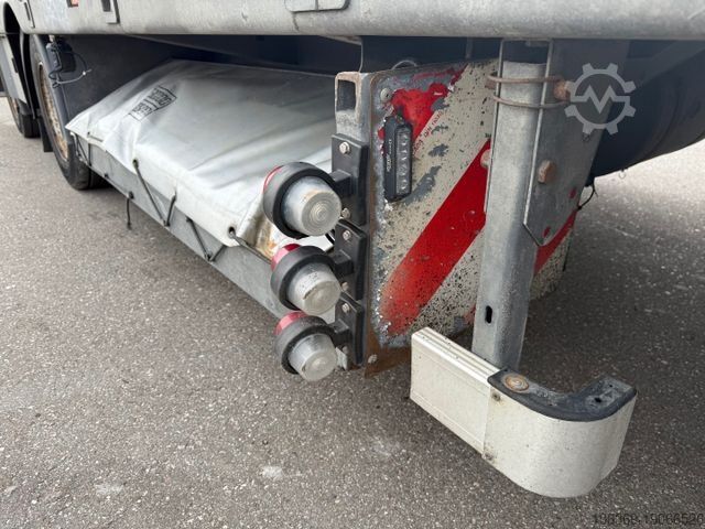 Low loader trailer  MTDK 4 Achsen 30 t. Maschinen Hydr. rampen
