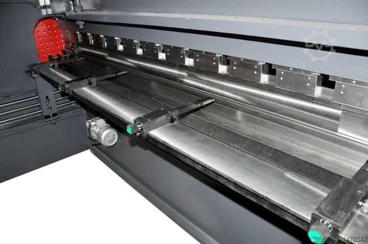 हाइड्रोलिक प्रेस ब्रेक 40 × 2000 मिमी Metal Technics Polska PRASA KRAWĘDZIOWA MTP 40X2000 MM