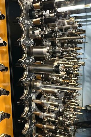 Horisontaalne töötlemiskeskus MATSUURA H-PLUS 300 PC 5