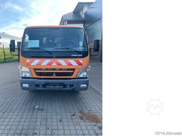 משאית אשפה Mitsubishi Kanter 4x2 FE85 7c18 Zöller 7,49
