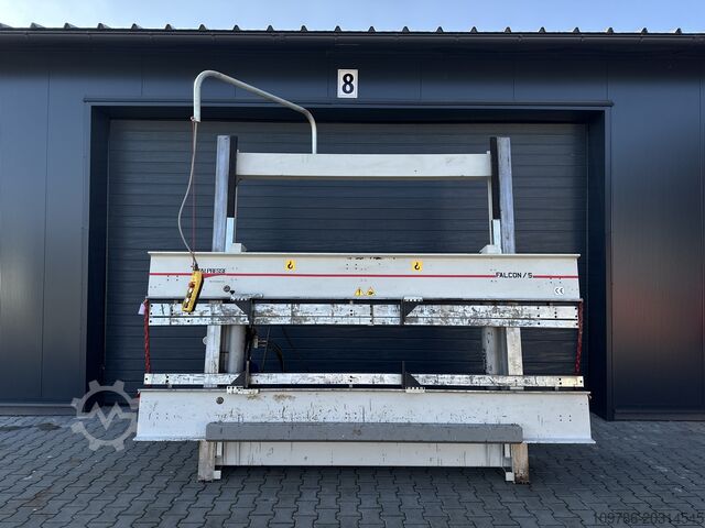 Reunaprässi, palkkimalli SCM Falcon/S SCM Falcon/S