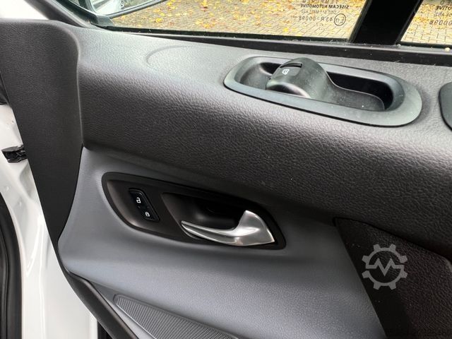 Mikroautobuss FORD Tourneo Custom 2.0 TdCi 77 kw 9 Sitze Euro 6
