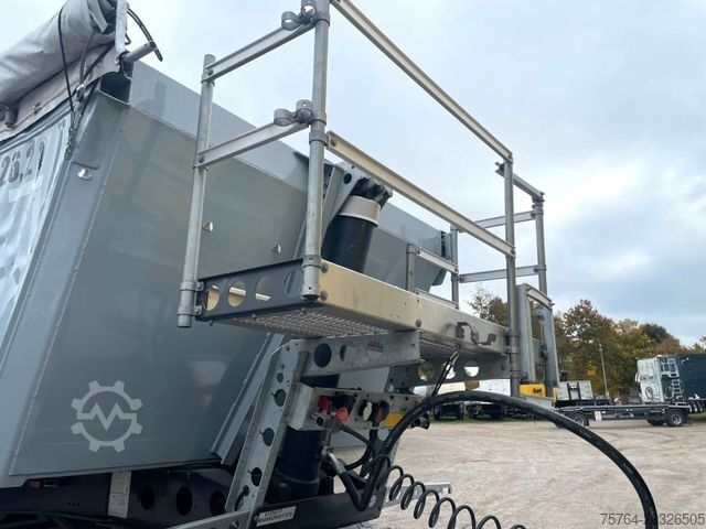 Kippers oplegger SCHMITZ CARGOBULL 25m³ Alu Kippauflieger / Unfallschaden