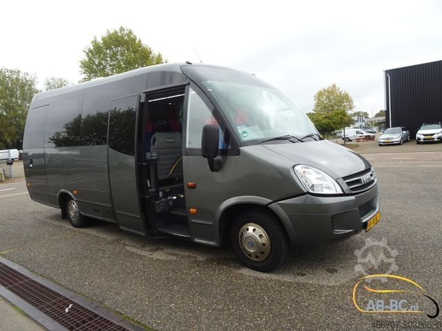 Autobus IVECO Indcar Wing 28 Sitze EURO 5 Neuer Motor