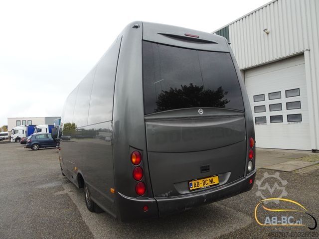 Autobus za međugradski prevoz IVECO Indcar Wing 28 Sitze EURO 5 Neuer Motor