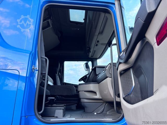 Стандартен влекач SCANIA S 500 RETARDER ACC E6 Alufelgen Navi