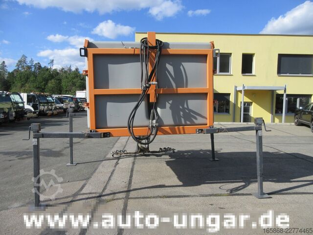 Thiết bị phục vụ mùa đông epoke Virtus City AST 4100l Solestreuer Feucht