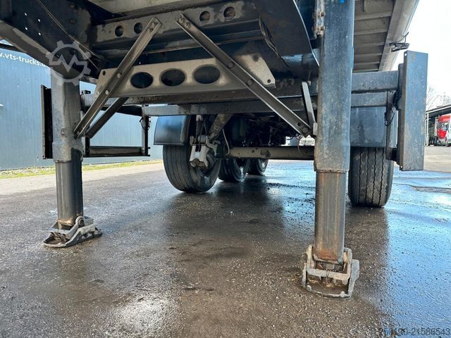 Tipper semitrailer SCHMITZ CARGOBULL SKI2 SL 8.2 ALU-Getreidekipper Liftachse 44m³