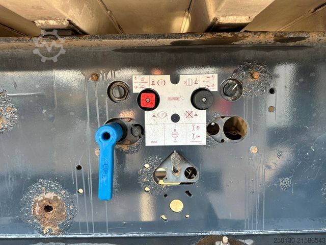 Tipper semitrailer SCHMITZ CARGOBULL SKI2 SL 8.2 ALU-Getreidekipper Liftachse 44m³