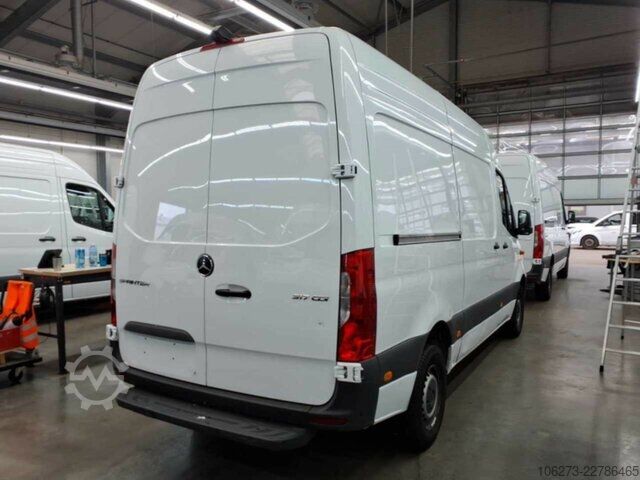 Furgone Mercedes-Benz Sprinter 317 CDI,L2H2,Automatik,Kamera,Navi