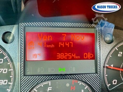 Tippbar skåpbil Citroen Jumper 140 DCI