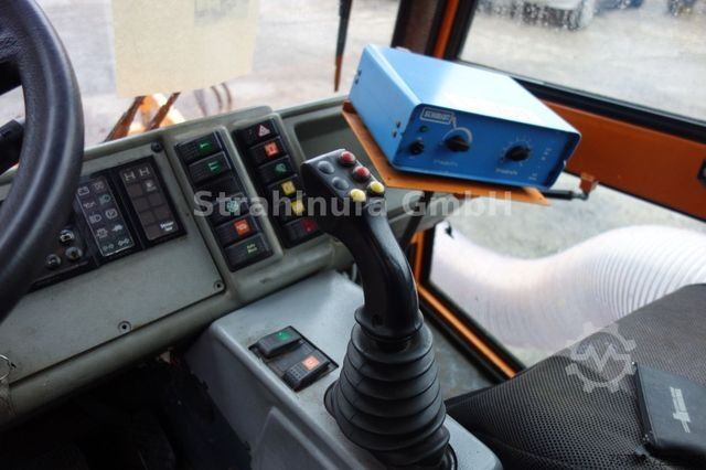 Andre Kiefer HY 1251 Boki Mobil 4x4
