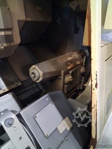 Centro de torneado y fresado CNC Okuma OKUMA Mac Turn 250