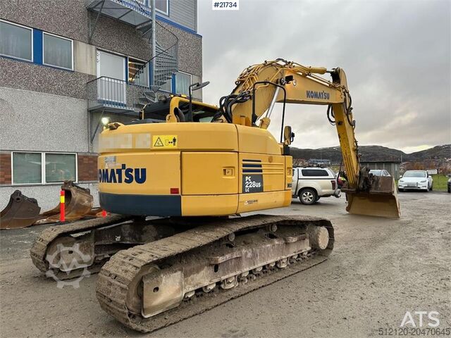 Crawler excavator Komatsu PC228USLC-8 excavator w/ 3 buckets and tiltrotator