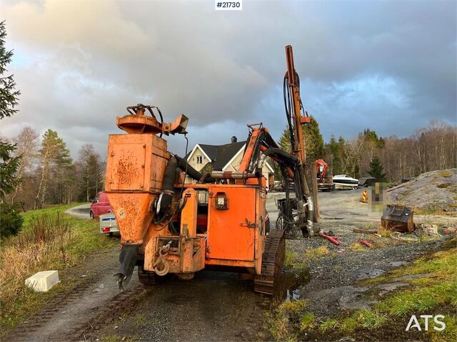 Soil drill Tamrock DHA400 Drilling rig w/ CPR 438L hammer