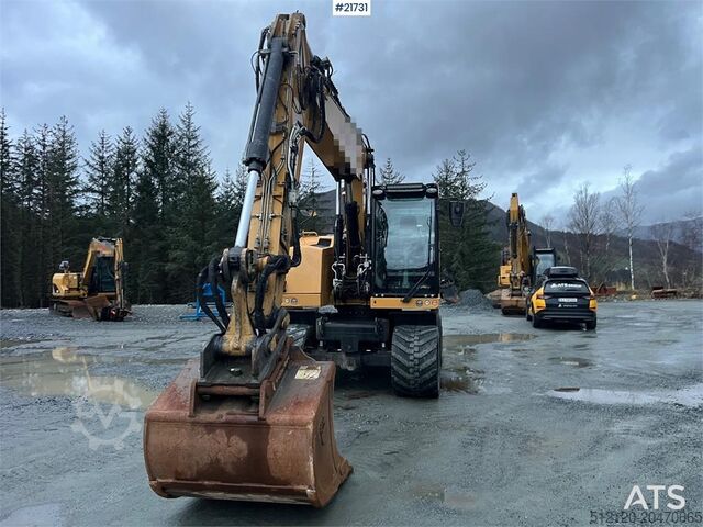 Wheel excavator CAT M318F