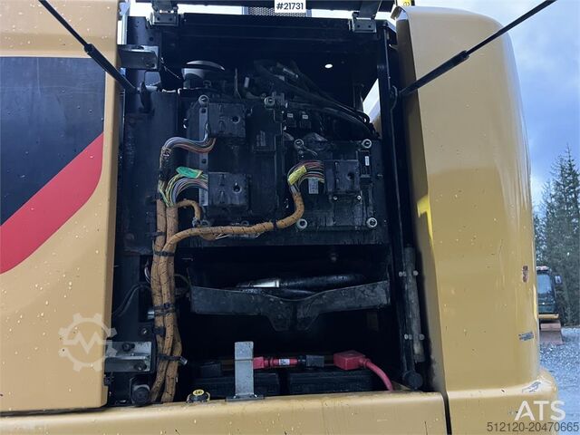 Wheel excavator CAT M318F