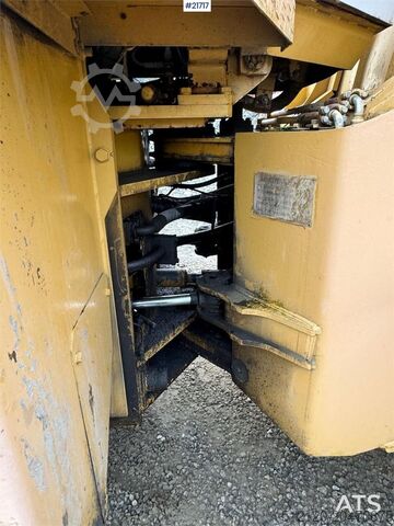 Wheel loader TCM 870 Wheel Loader w/ Bucket