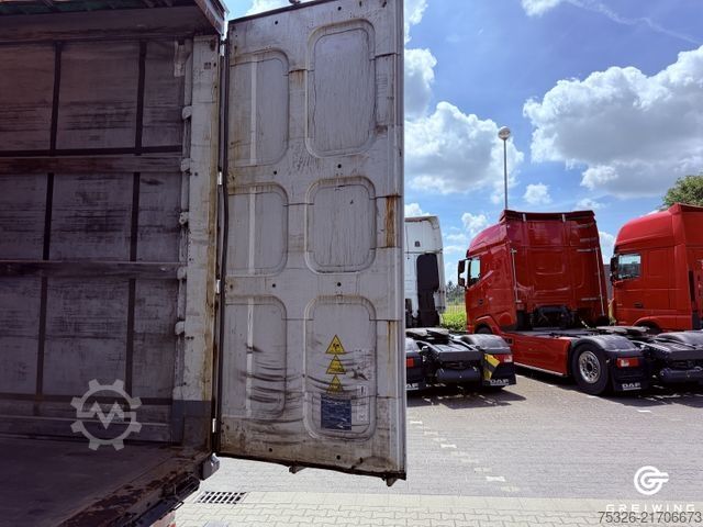 Gjysmërimorkio e hapur me mushama KRONE Curtainsider Mega