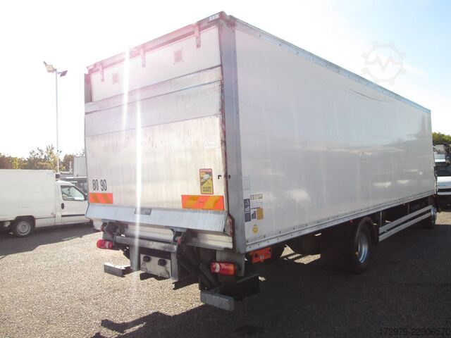 شاحنة صندوقية IVECO Eurocargo 140 E19 *Maxi XXL Koffer 8.50m*Euro6*