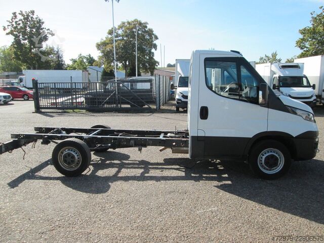 هيكل فان IVECO 35 S14 *Fahrgestell*Euro6*