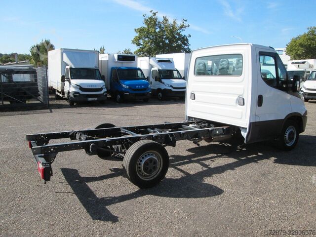 هيكل فان IVECO 35 S14 *Fahrgestell*Euro6*