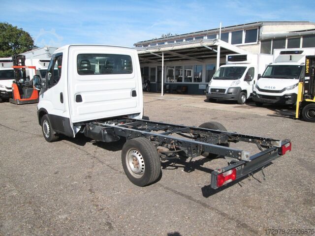 هيكل فان IVECO 35 S14 *Fahrgestell*Euro6*
