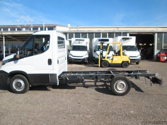 هيكل فان IVECO 35 S14 *Fahrgestell*Euro6*