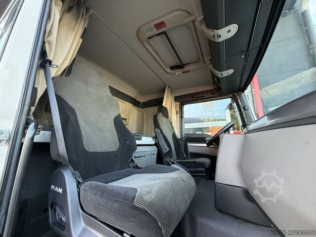 Autocarro per materiali pericolosi MAN TGS 18.500 Klimaautom. Retarder ALCOA ADR Xenon