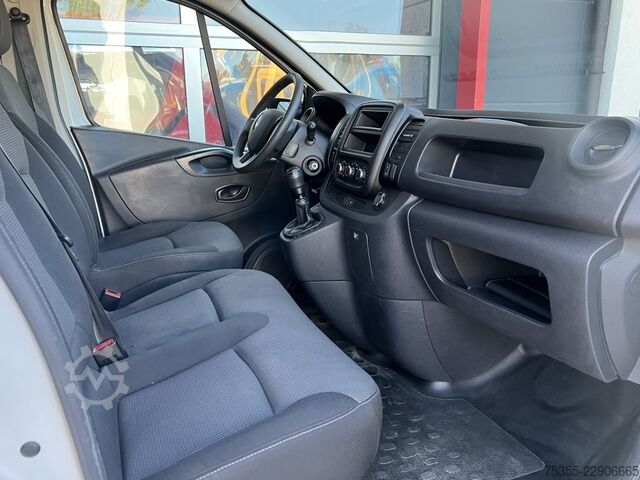 Furgone RENAULT Trafic L2 Klima Hecktüren 180° 3-Sitze Euro6d