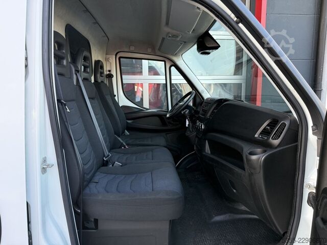 Furgone a tetto alto IVECO Daily 35S16 Hochdach Klimaautom. PDC hinten