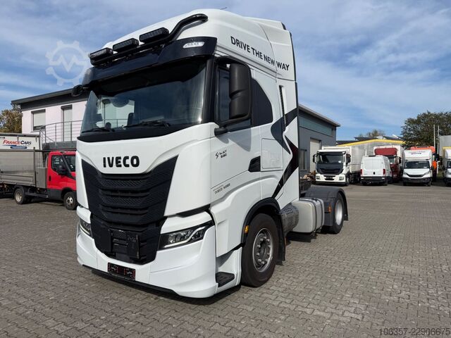 Vakio vetoauto IVECO STRALIS S-WAY 530 AS440S53T/P Retarder