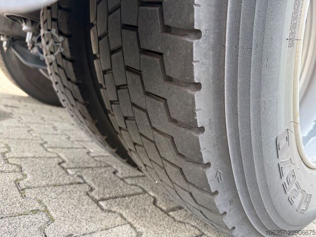 Vakio vetoauto IVECO STRALIS S-WAY 530 AS440S53T/P Retarder