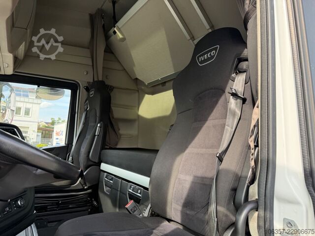 Vakio vetoauto IVECO STRALIS S-WAY 530 AS440S53T/P Retarder