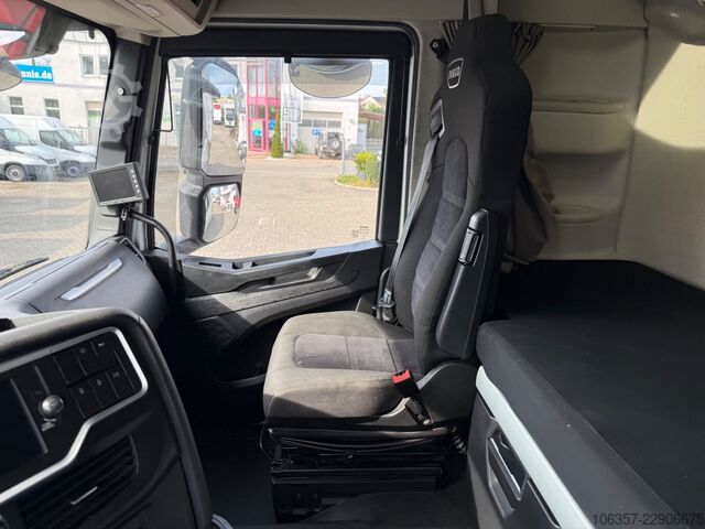 Vakio vetoauto IVECO STRALIS S-WAY 530 AS440S53T/P Retarder