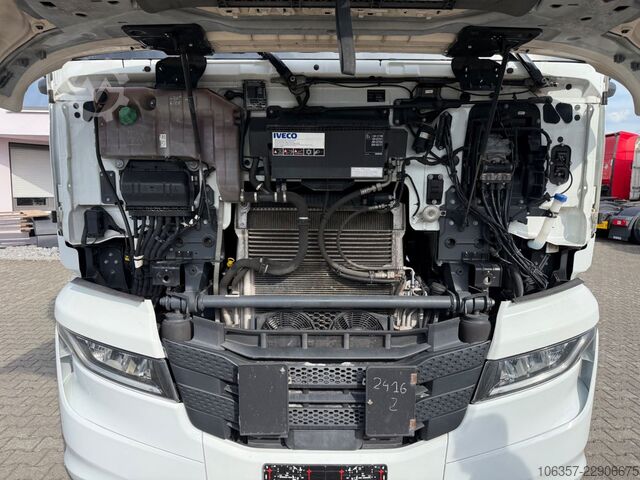 Vakio vetoauto IVECO STRALIS S-WAY 530 AS440S53T/P Retarder