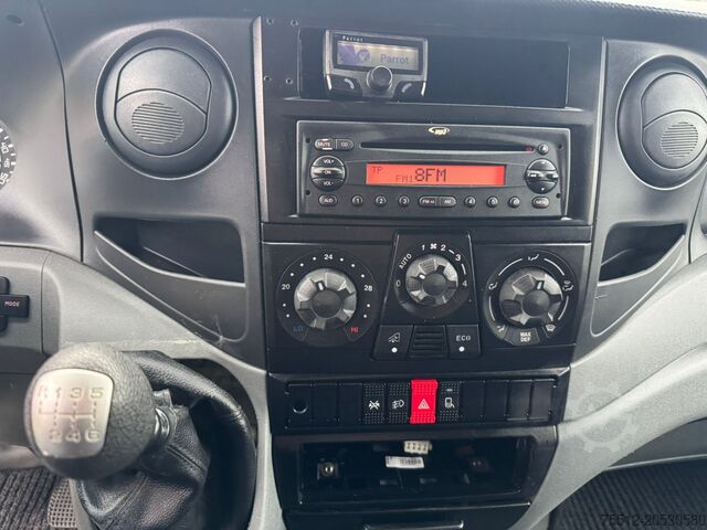 Iveco Daily 35C18 / Clickstar 3500 KG / Air conditioning / Manual transmission / Dutch van Iveco Daily 35C18 / Clickstar 3500 KG / Klima / Manua...