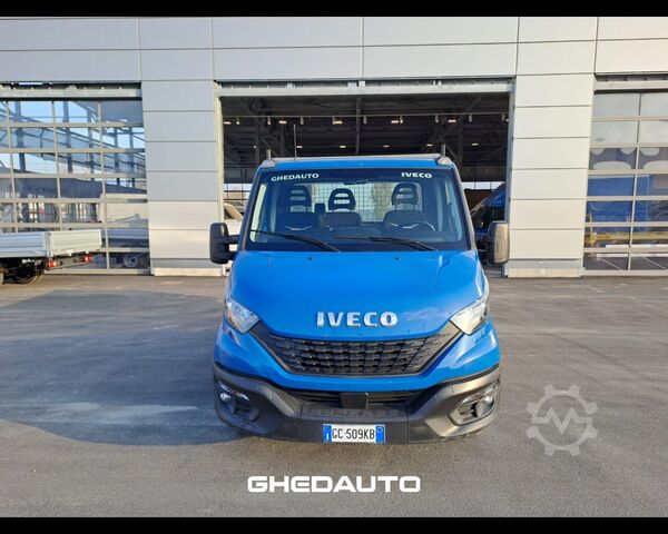 Kleinbus IVECO Daily V 35.12 2019 - daily 35 C12 3000 cab. E6d-temp