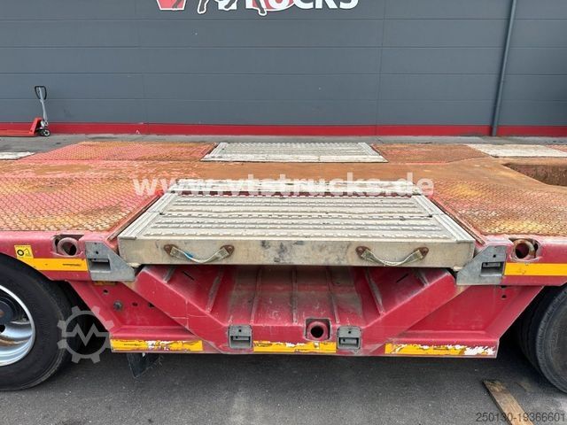 Semirremolque de plataforma baja FAYMONVILLE F-S43-1AAF Multimax Tieflader,Radmulden 45 t.