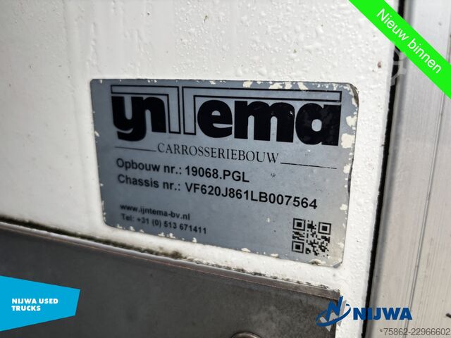  Renault D WIDE 280 4x2 Slaapcabine + Laadklep 2000KG