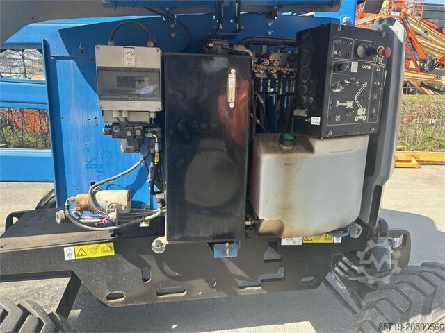 Plataforma de trabalho telescópica articulada Genie Z-45/25XC (3204)