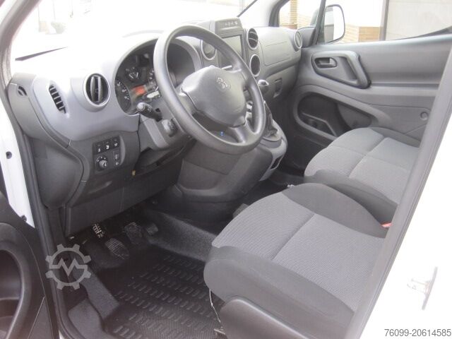 Kastenwagen Peugeot Partner 1.6 HDI Cateringausbau 3-Sitzer