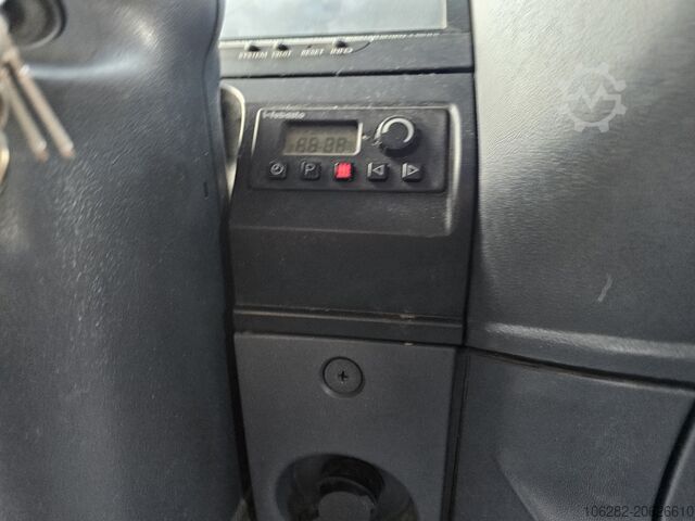 Ravni kamioni Mercedes-Benz 817/42AT7 Palfinger PK 5000 B Werkstatt