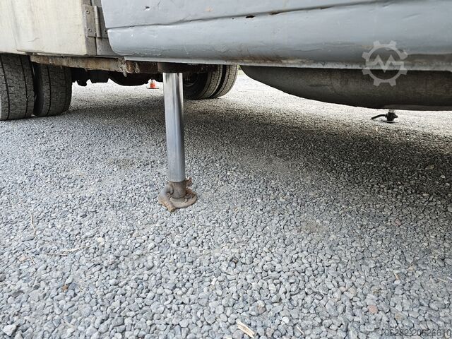 Ravni kamioni Mercedes-Benz 817/42AT7 Palfinger PK 5000 B Werkstatt